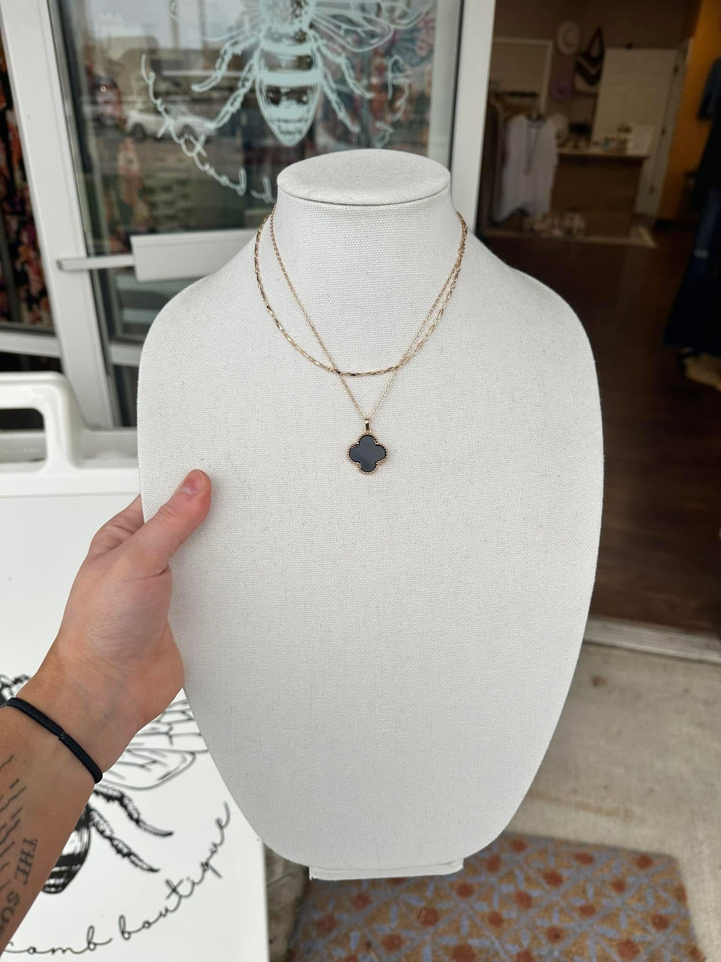 Silver/White/Black Clover Station Layered Chain Link Necklace