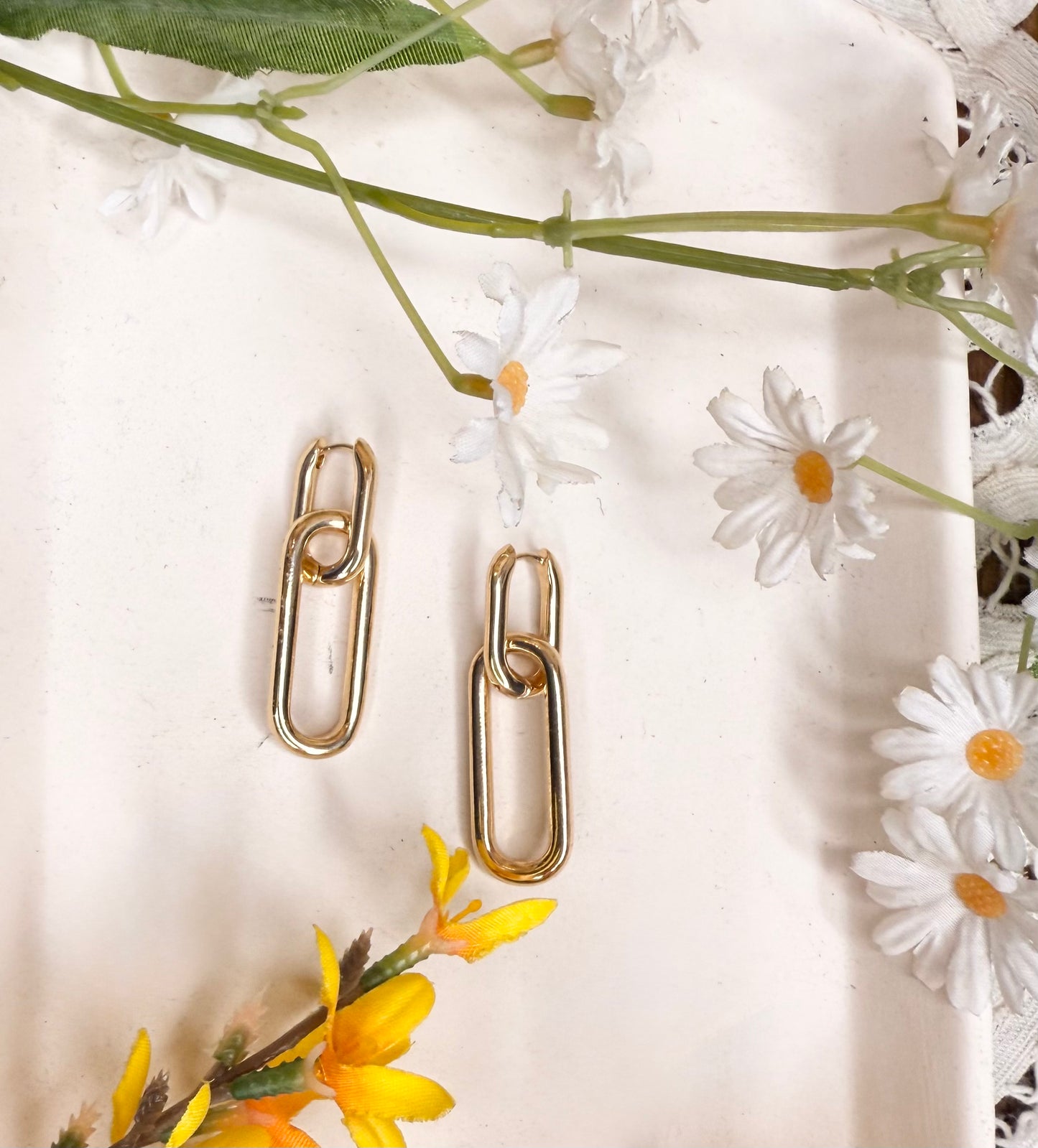 Halsey Gold Linked Metal Oval Hinged Hoop Earrings